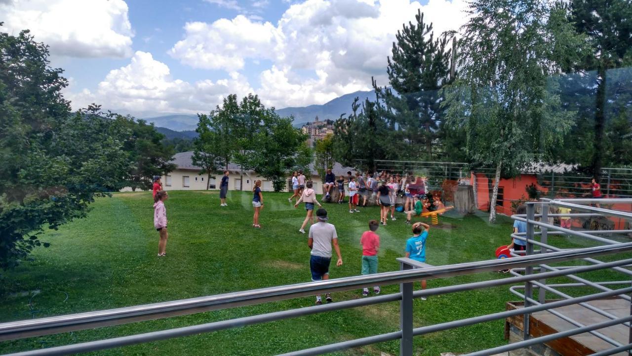 Alberg La Bruna Bellver De Cerdanya Zewnętrze zdjęcie