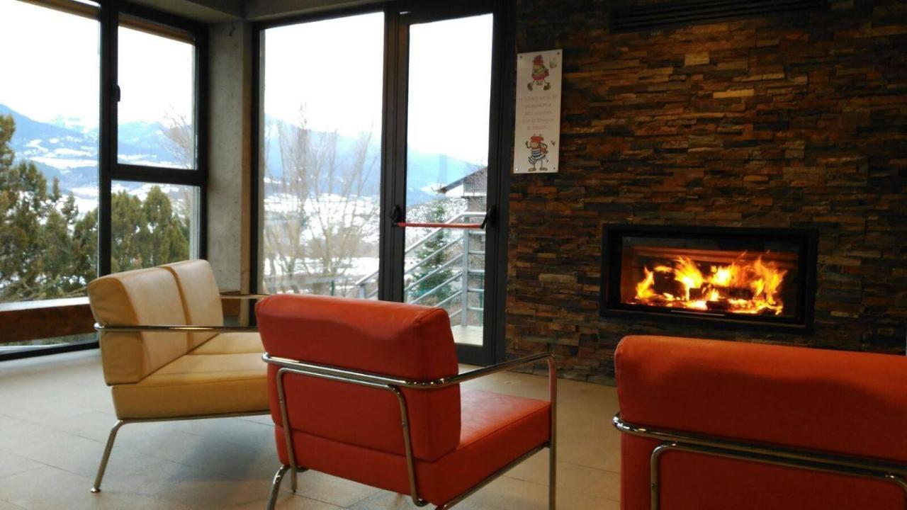 Alberg La Bruna Bellver De Cerdanya Zewnętrze zdjęcie